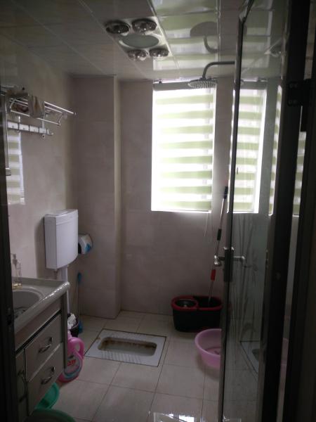 稀缺戶型銅雀臺(tái)二期3室2廳1衛(wèi)1陽(yáng)臺(tái),急售