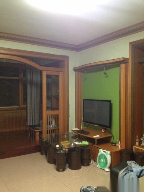 -------宇濟(jì)商貿(mào)城3室125㎡30萬(wàn)7樓