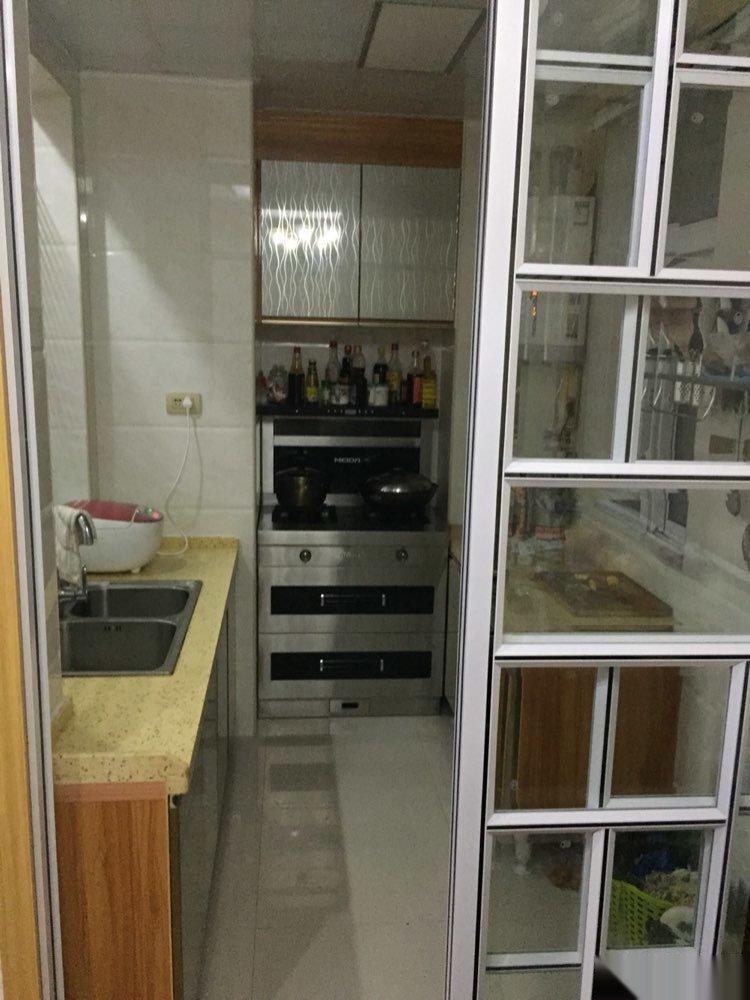 恒达华府1室1厅1卫