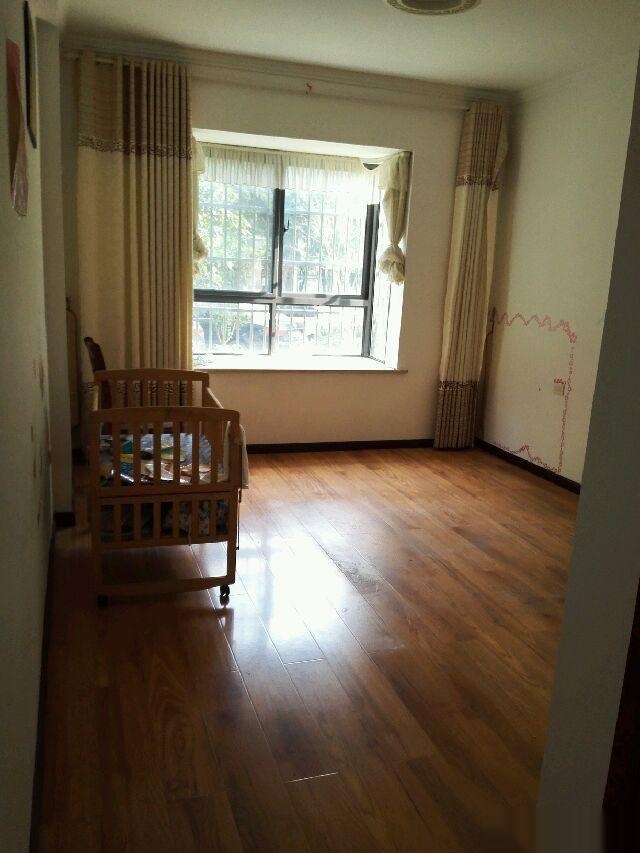 槐蔭大道竹園小區(qū)3室2廳2衛(wèi)(個人)