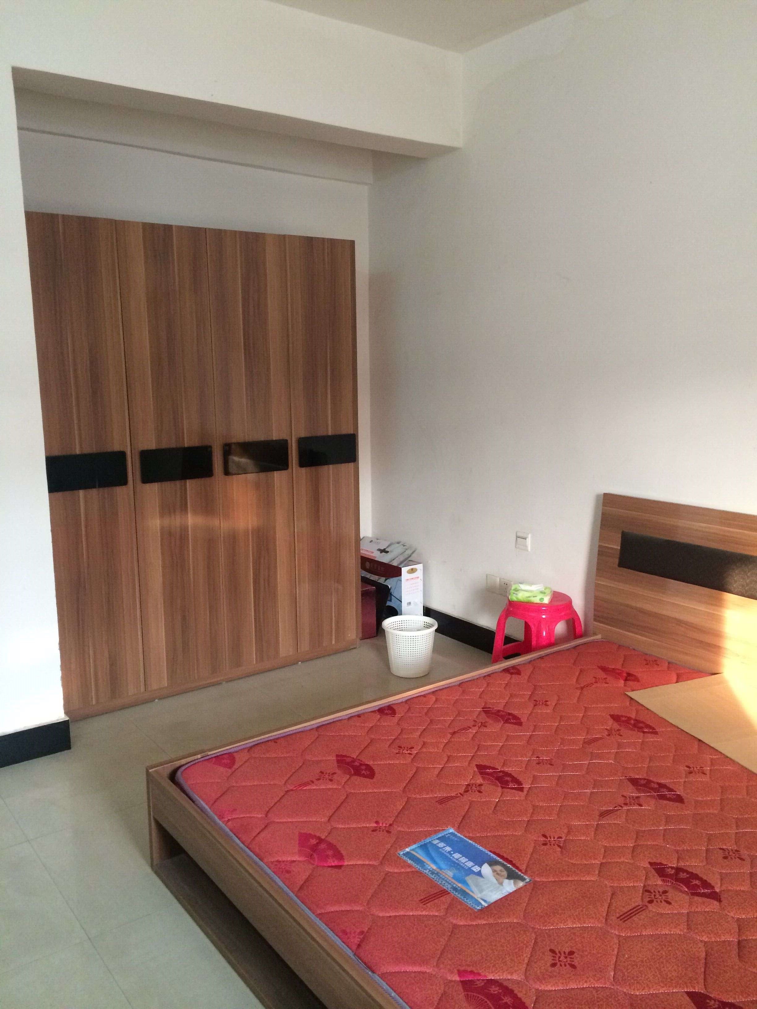 [潘佳房產(chǎn)]廣場街北京路特一號