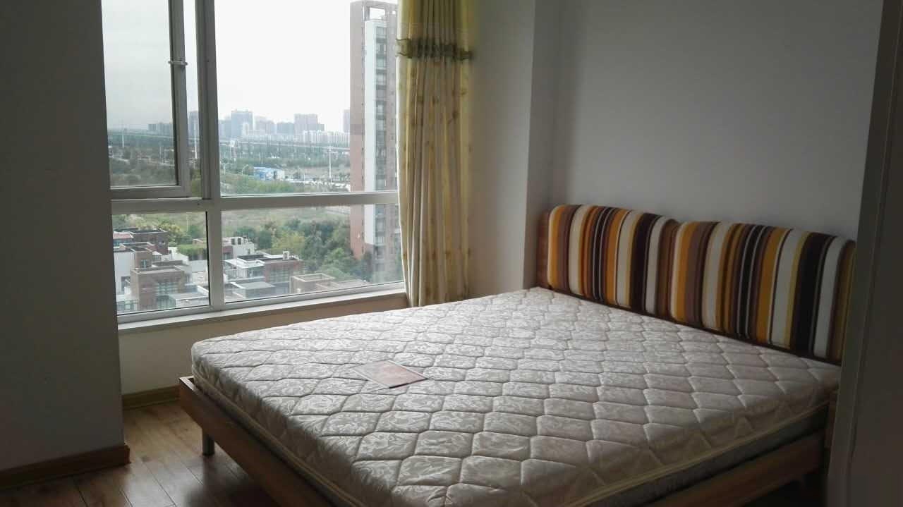 孝南銅雀臺2室1廳83平米精裝修年付(個(gè)人)