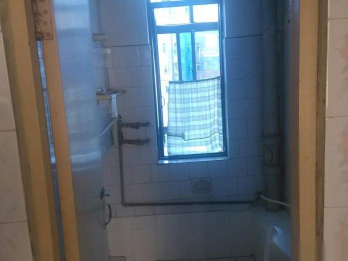 ------萬山小區(qū)2室2廳1衛(wèi)，好地段好房出租(個人)