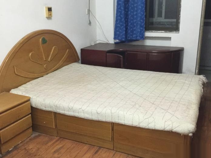 ---北京路紅峰苑小區(qū)2室1廳1衛(wèi)(個人)