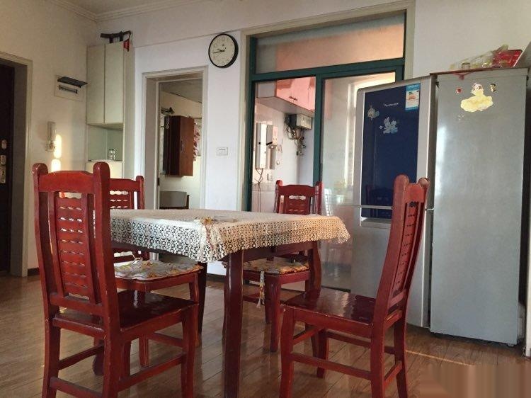 ---体育馆奥林星城3室2厅1卫(个人)