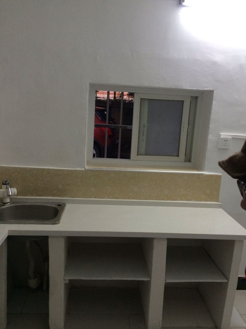 【潘佳房產(chǎn)推薦】香澳路步行街車庫不  是車庫而是您居住休養(yǎng)的超贊戶型不看真心錯失良機?。?！