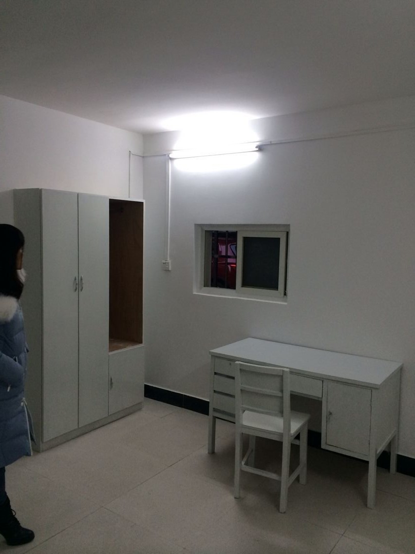 【潘佳房產(chǎn)推薦】香澳路步行街車庫不  是車庫而是您居住休養(yǎng)的超贊戶型不看真心錯失良機?。?！