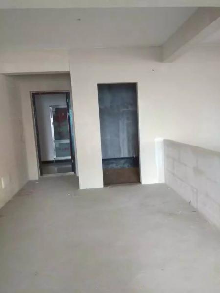 中建國(guó)際二期樓層好，花園小區(qū)房