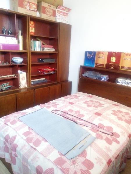 長(zhǎng)征路八里街理絲小區(qū)三樓3室1廳1衛(wèi)雙陽(yáng)臺(tái)中裝28萬(wàn)