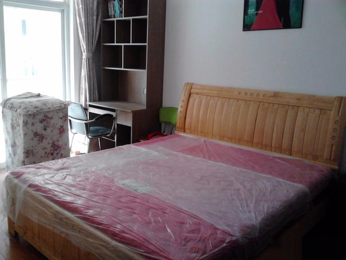 -----航空路學(xué)院華隆家園2室2廳89平米中等裝修年付(個(gè)