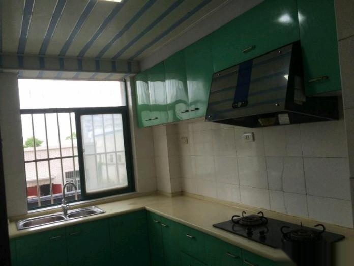 ------長征路中百保麗附近宇濟雙雅園電梯精裝3室2廳1衛(wèi)