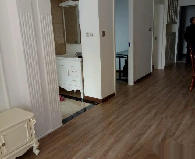 孝南中建花園尚都3室2廳100平米(個(gè)人)