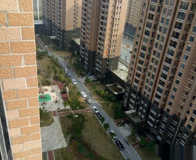 孝南中建花園尚都3室2廳100平米(個(gè)人)