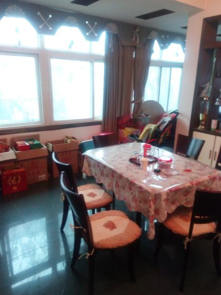 --南桥小区2楼190平精装2室2厅家电齐全拎包入住便宜出租