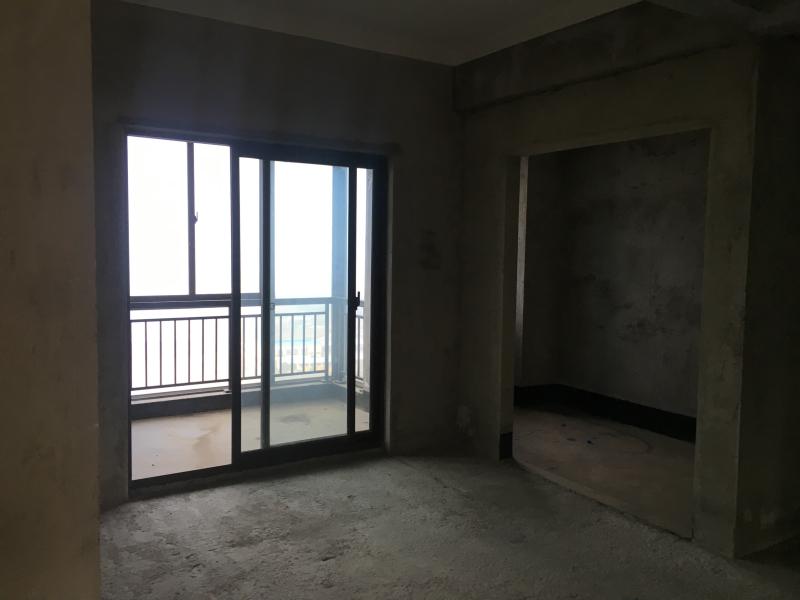 城鐵口協(xié)豐溫哥華65萬元103㎡3室2廳2衛(wèi)毛坯出售