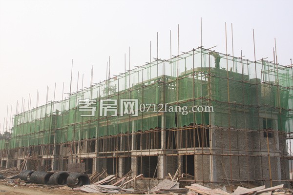 中宇天地1月進(jìn)度 售樓部正在建設(shè)中