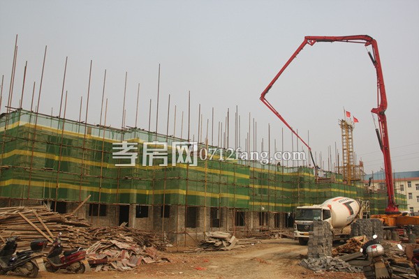 中宇天地1月進(jìn)度 售樓部正在建設(shè)中