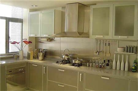 玻璃燃气灶爆炸引纠纷如何维权