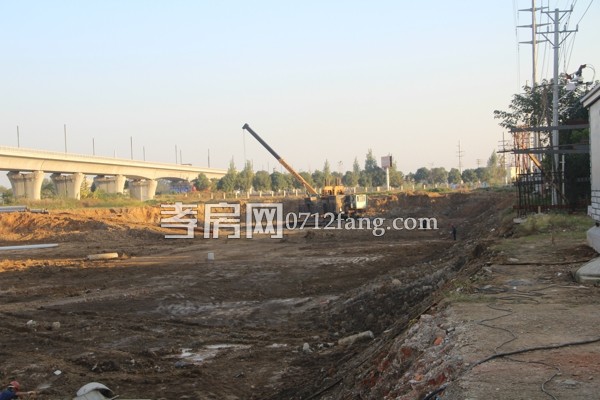 新華時(shí)代廣場