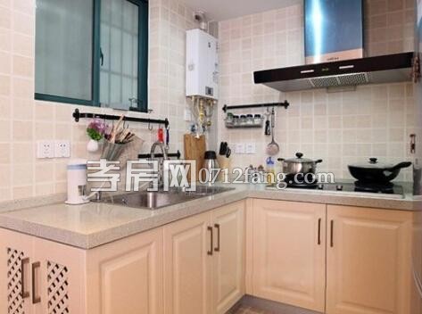 混搭<a class=link_word  data-cke-saved-href=http://www.365zxb.com/cases/index.htm href=http://www.365zxb.com/cases/index.htm target=_blank>風(fēng)格</a>廚房