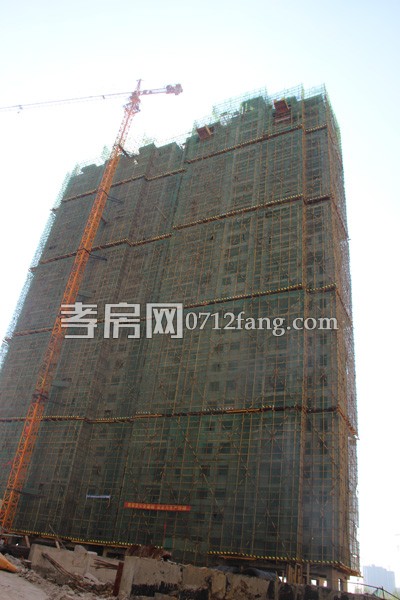 香港城二期 孝房網(wǎng) 封頂