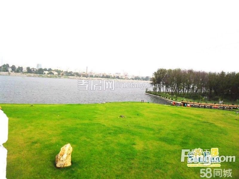 博士灣（4室2廳2衛(wèi)，小區(qū)前觀萬(wàn)畝天然河流臨澴水河，后攬千畝深林公園）