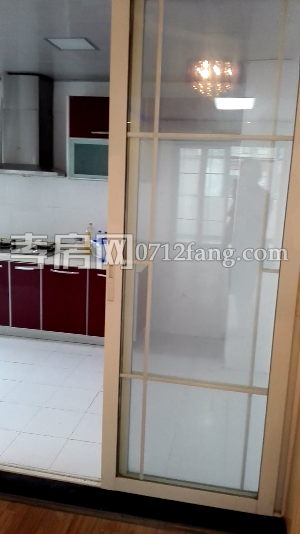 城站路文化路口宇輝星城絕版學(xué)區(qū)商住樓出租