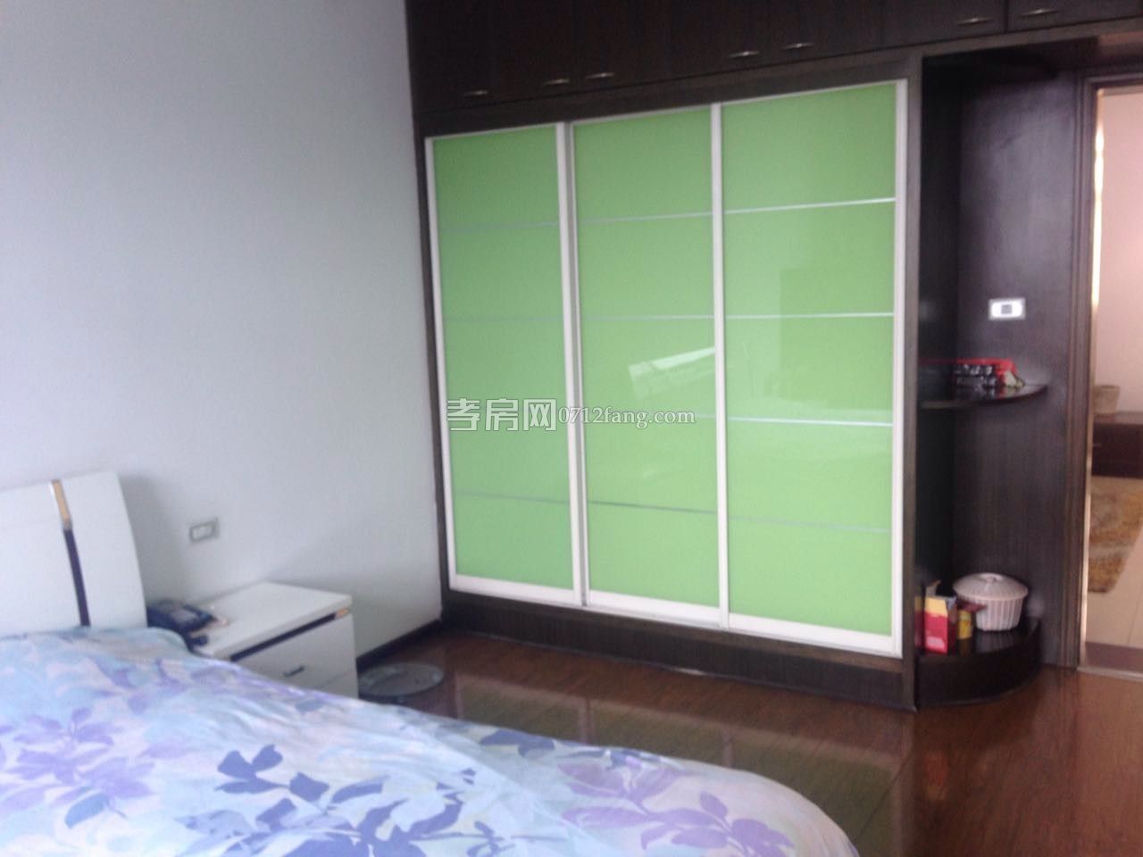 【潘佳房產(chǎn)推薦】【翡翠名都 中層102平米全新精裝75萬】