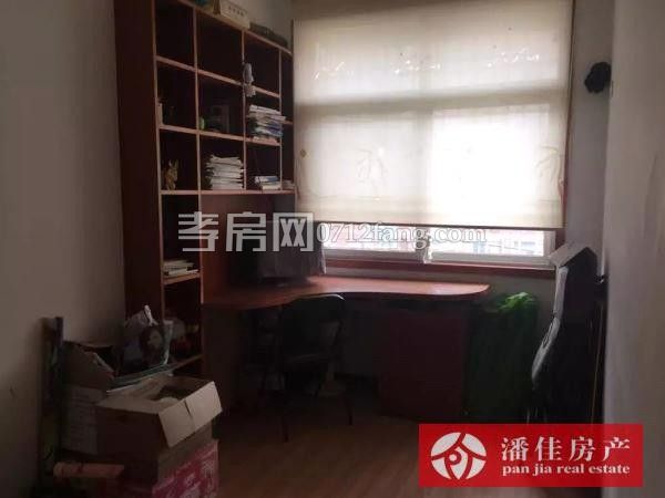 【潘佳房產(chǎn)推薦】【分絲路狀元樓滿2年，4/7樓121㎡3室2廳精裝修48萬(wàn)，有圖】