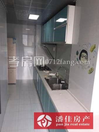 【潘佳房產推薦】中建國際花園3室2廳2衛(wèi)118.00平米2000.00元精裝修