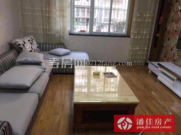 【潘佳房產(chǎn)推薦】體育新村3室2廳1衛(wèi)140平方精裝修1800/月