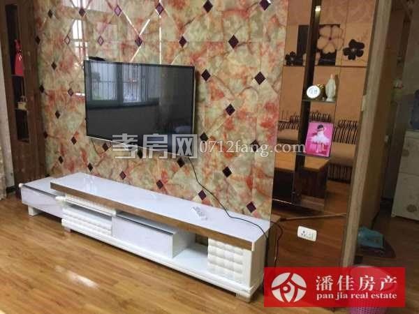 【潘佳房產(chǎn)推薦】體育新村3室2廳1衛(wèi)140平方精裝修1800/月