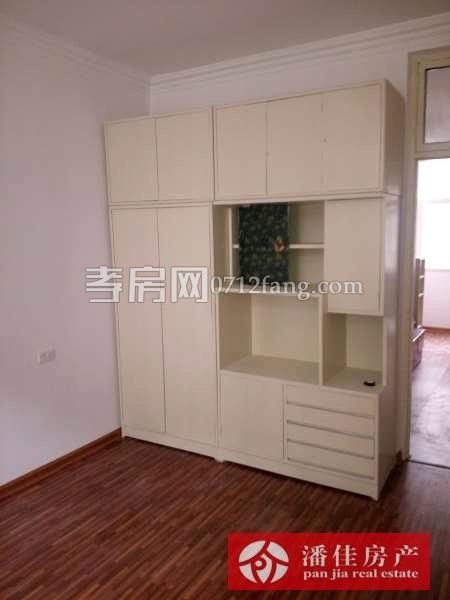 【潘佳房產(chǎn)推薦】【錦繡后湖三期 精裝婚房 好樓層 100平米 拎包入 68萬】