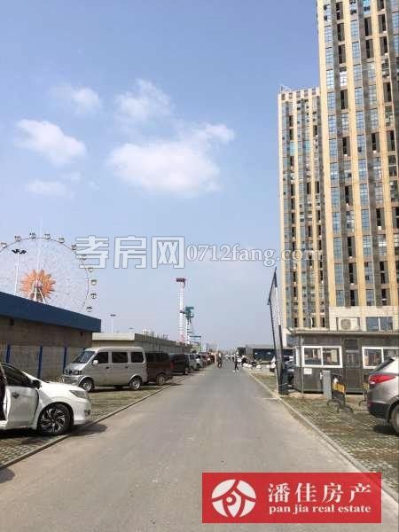 【潘佳房產(chǎn)推薦】交通中路靠近城站路附近大戶型 125平  精裝 6樓 40萬(wàn)