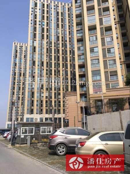 【潘佳房產(chǎn)推薦】滿5 泰陽城2期3樓128平米簡裝送10平米儲藏室65萬