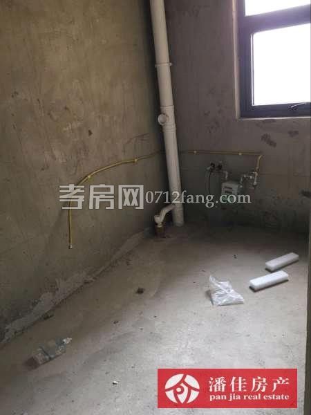 【潘佳房產(chǎn)推薦】【星河天街16/32樓74.5㎡2室2廳毛坯38.8萬，有圖】