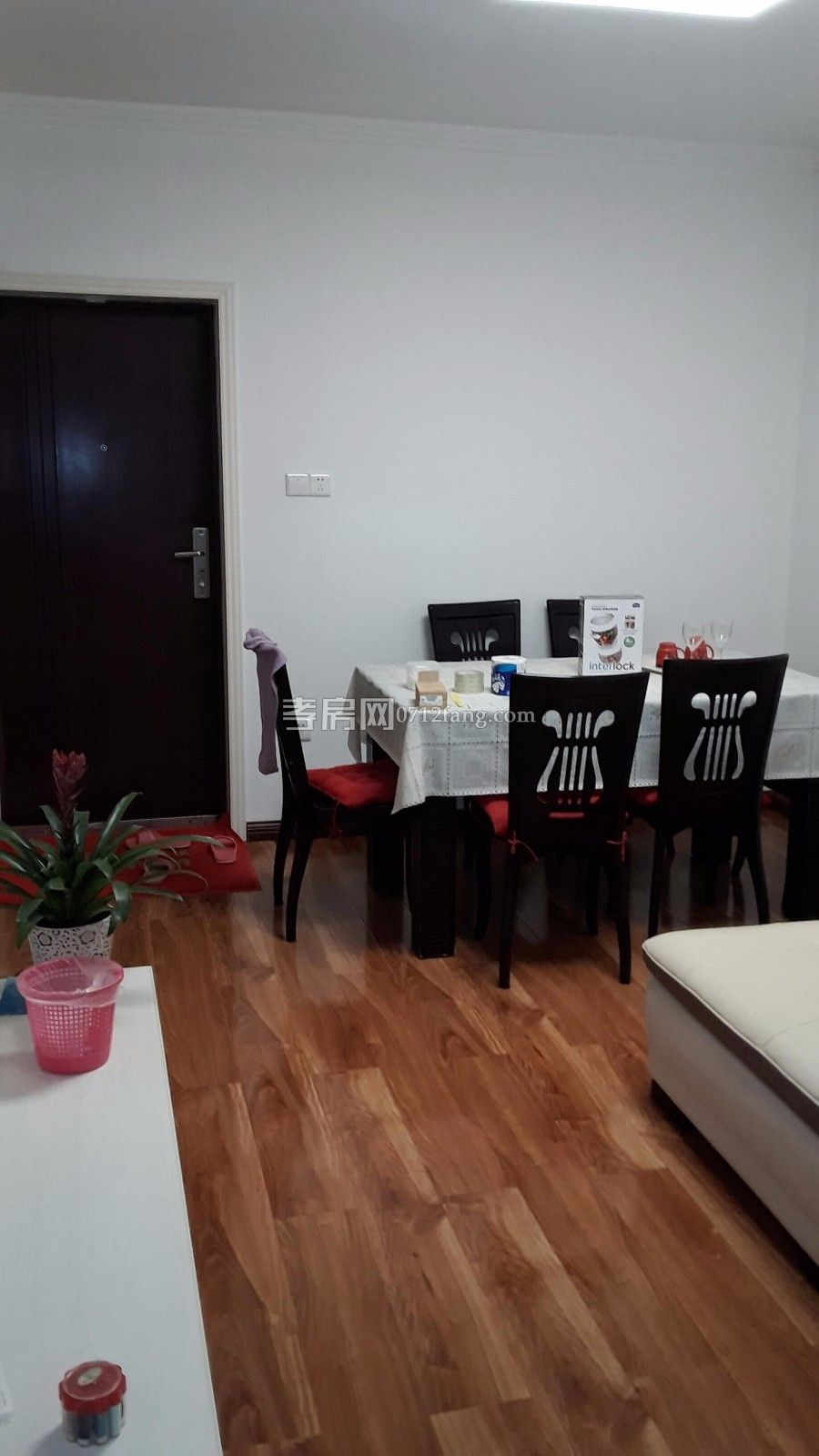 灣流匯精裝60平米兩室一廳出租