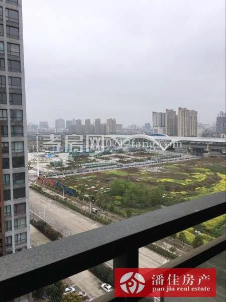 【潘佳房產(chǎn)推薦】【灣流匯15/32樓90㎡3室2廳1衛(wèi)毛坯53萬(wàn)，有圖】