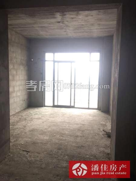 【潘佳房產(chǎn)推薦】【滿兩年雙 房】全州國(guó)際南區(qū)3室2廳2衛(wèi)14樓127.9㎡，有圖