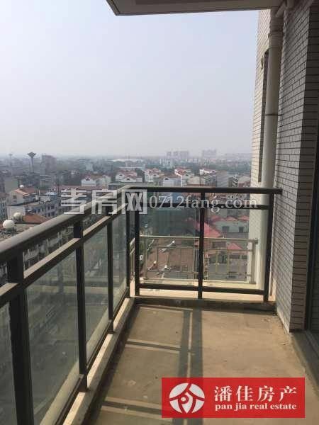 【潘佳房產(chǎn)推薦】【滿(mǎn)兩年雙 房】全州國(guó)際南區(qū)3室2廳2衛(wèi)14樓127.9㎡，有圖