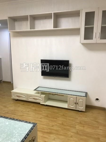 【潘佳房产推荐】湾流汇2室2厅60平方精装修未住人1600/月拎包入住