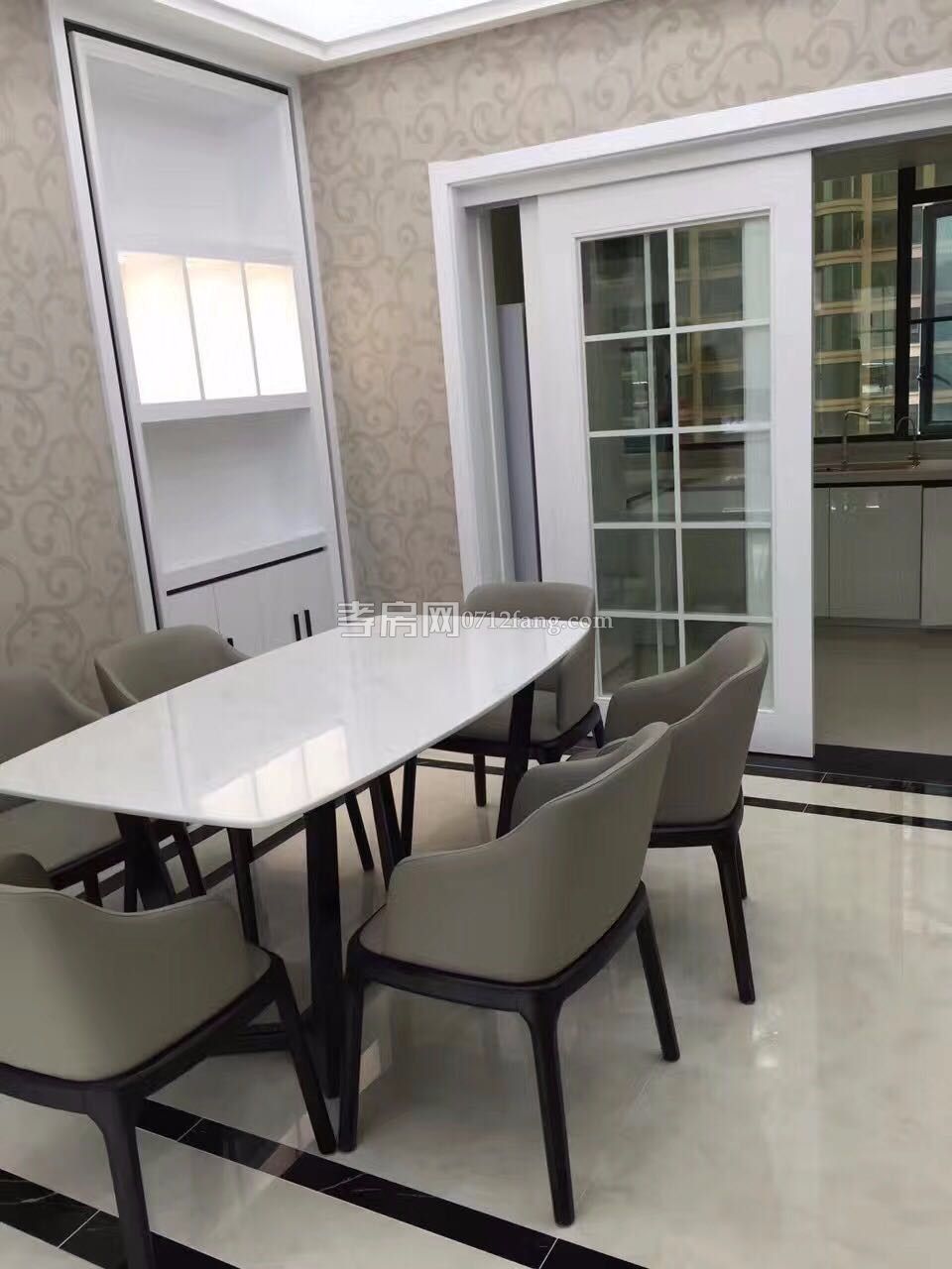 乾坤豪府一期139全新 裝修景觀房