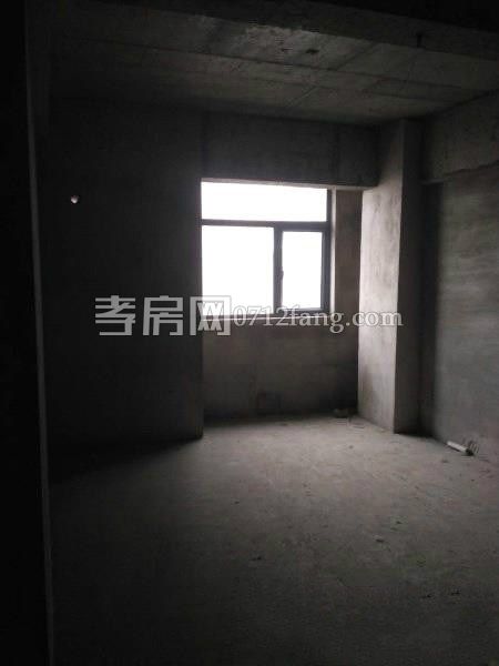 北大鴻城3室1廳88平方毛坯36萬