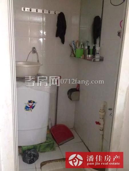 【潘佳房產(chǎn)推薦】【分絲路萬樂家園1室1廳車庫簡裝拎包入住】