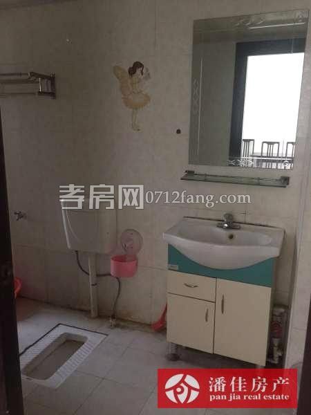 【潘佳房产推荐】【黄陂西路鸿升怡园2室2厅5/6楼简装出租，有图】