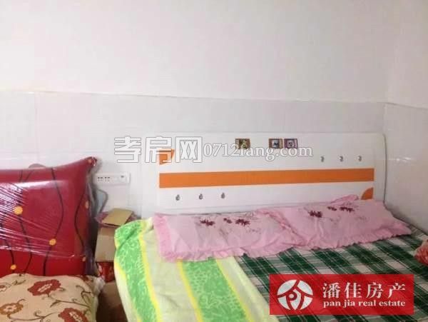 【潘佳房产推荐】【分丝路万乐家园1室1厅车库简装拎包入住,有图】