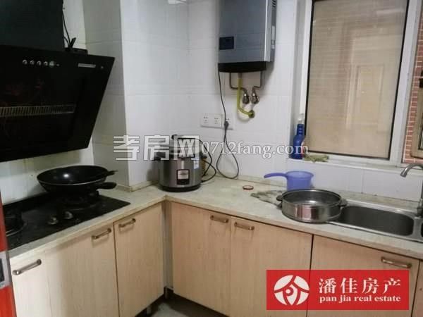 馨都上層3室2廳2衛(wèi)129.83平方73萬