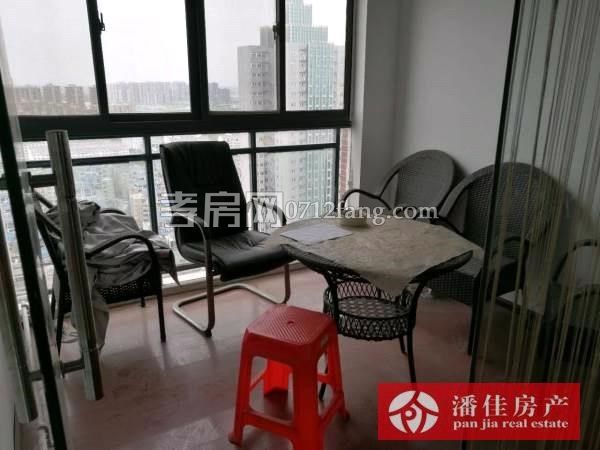 馨都上層3室2廳2衛(wèi)129.83平方73萬