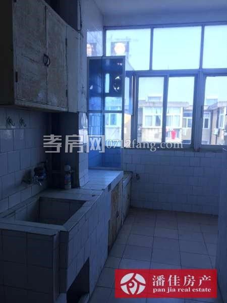 【潘佳房產(chǎn)推薦】萬峰苑小戶型6/6樓65㎡簡裝,擰包入住