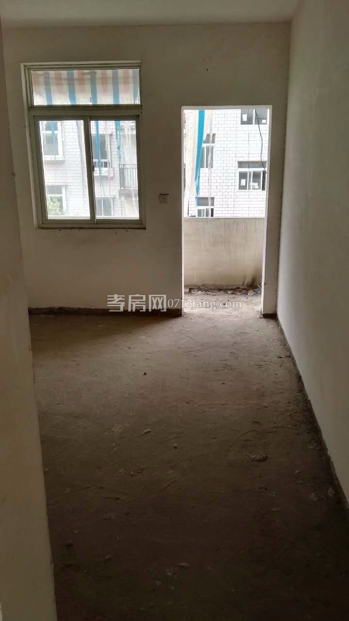 寶航公寓南北通透價(jià)格便宜2證滿5年